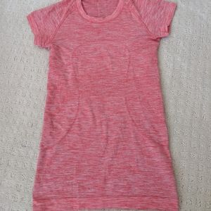 Lululemon Swiftly Tech Short Sleeve